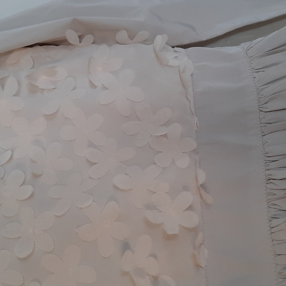 NO ADDED SUGAR Designer Flower Dress - Picture 2 of 10